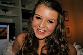 Lucy Aaron's Instagram, Twitter & Facebook