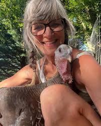 As life continues to be…life, I stop and look around at the life that I  have chose to create, and I realize how beautiful simple and pure love can  be. In this