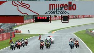 Il gp d'italia al mugello alcoba ha raccontato di aver scartato verso destra e di avere trovato davanti a sé il corpo steso di dupasquier. Motogp Mugello 2011 Orari E Presentazione Gran Premio Italia