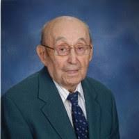 Leo Yoder's Instagram, Twitter & Facebook