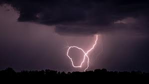 Lightning is a proprietary computer bus and power connector created and designed by apple inc. Wisconsin Shaped Lightning Bolt Captured By Amateur Photographer