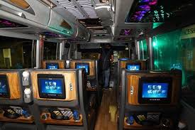 Tiếng anh phụ trách lớp: Limousine Bus Ticket Mui Ne Sao