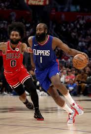 Os Bulls se esforçam para reverter a tendência da série contra os Clippers, que estão em ótima fase.