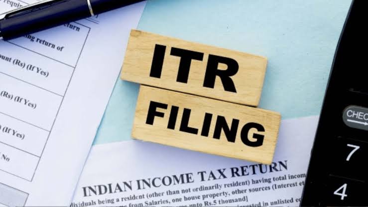 ITR Filing for Salaried Employees – AY 2025-26