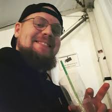 iPhone 17 Air is rumored to be just 5.5 mm thin and it will break the  record of the current thinnest iPhone, the iPhone 6 at 6.9 mm.