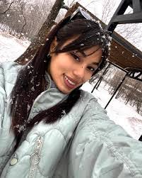 Nadia Moore's Instagram, Twitter & Facebook