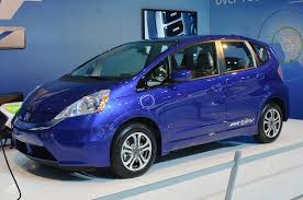 The fit ev is the first battery electric vehicle from honda, giving customers another choice in the burgeoning electric car class. File Honda Fit Ev 2011 La Auto Show Jpg Wikimedia Commons