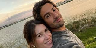 Guilherme mussi ferreira (curitiba, 14 de outubro de 1982) é um político brasileiro, atualmente filiado ao partido progressista (pp), sendo em 2013, mussi deixou o psd para ingressar ao partido progressista (pp). Rebeca Abravanel Ve Ex Marido Ser Perseguido E Pato Foge Com A Esposa