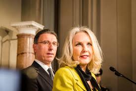 Mercoledì, le consultazioni al quirinale cominciano alle 10, con il gruppo per le autonomie alle 10,30 sale al colle il gruppo liberi e uguali della camera, con il presidente federico fornaro e la. Consultazioni Ultimo Atto Le Immagini Dal Quirinale Publicpolicy