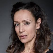 Valentina (1989) Full Cast & Crew