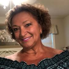 Holly anne williams is an american actor with credits ranging from national tours, new york and regional theatre—including five years as a resident company member of the barter theatre. Lee Anne Williams Leeannehawks Twitter