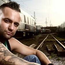 Listen to Carlos Gallardo, N Chapado Ft Rebeka Brown