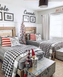 30 christmas bedroom decorations ideas though christmas is a long way to go, it is time to give way to christmas and plan your house decoration for this year's christmas. 430 Christmas Bedrooms Ideas Christmas Bedroom Christmas Decorations Bedroom Bedroom Decor