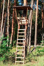 Gitterrostpodest 78 X 126 Cm Mit Gelander Und Abdeckblechen Holz Raum Holzbau Fur Jagd Und Hund Jagd Hochsitz Holzbau