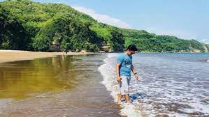Semoga saudara yang ada di kawasan pantai sine kalibatur kalidawir selalu dalam lindungan alloh swt. Pantai Sine Htm Rute Foto Ulasan Pengunjung