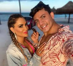 Realice la contratación de ninel conde. Vico Guadarrama Adelanta Los Cambios De Look De Ninel Conde Para Su Nuevo Videoclip Grupo Radiofonico Y Medios