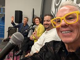 Ridiculously awesome time tonight as a panelist at @amaboston's "Learn to  #Podcast: Practical #Podcasting Tips for Marketers" event at  @prxpodcastgarage in #Allston. Great discussion with fellow panelists  @dmscott @allenibrahim Tricia Rose Burt