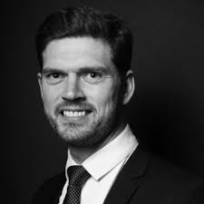 A new chapter starts. I am exited to join Universal-Investment-Luxembourg  S.A.'s service "responsable du contrôle" as of July 1st, 2022. I am really  looking forward to this new challenge.