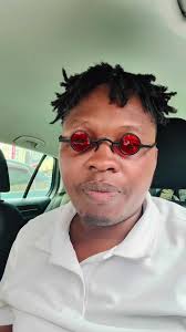 John dell tech Jamia shopping mall stall f155 @iPhones by Ramsey  ...