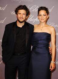 Reviews and scores for movies involving guillaume canet. Marion Cotillard Is Pregnant With Her Second Child Vogue