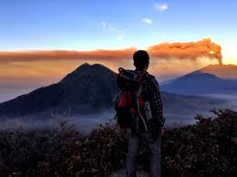 Hidup begitu keras dan mahal. Sepucuk Surat Cinta Untuk Anak Lelakiku By Ahimsa Afrizal Medium