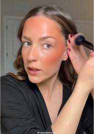 Elf Bronze Bombshell Vs Elf Putty Blush Bali