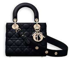 Sac de tous les jours dior cristian dior sacs dior sac luxe sac à main sacs à main dior sac maroquinerie. Sac My Lady Dior Agneau Noir 2 800 00 Sac Dior Sac A Main