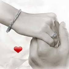 Pin By Anglina Fernando On Couple Hands In 2020 Love Couple Images Cute Love Couple Cute Couples Photos