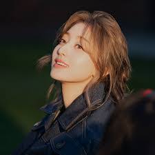 Frances Lai's Instagram, Twitter & Facebook