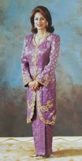 Kalsom married raja muda musa sultan jaafar. Warisan Raja Permaisuri Melayu Yam Cik Puan Besar Pahang Cik Puan Besar Hajah Kalsom