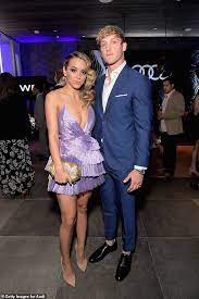 Chloe bennet logan paul boxing. Chloe Bennet And Controversial Youtube Star Logan Paul Split Chloe Bennet Chloe Bennett Logan Paul