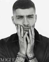 One Direction Photos And Gifs Zayn Malik Hairstyle Zayn Malik Pics Zayn Malik Tattoos