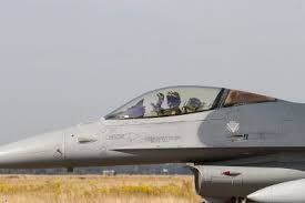 What are the odds of becoming a pilot in the air force? Air Force Fighter Pilot Requirements Career Salary