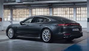Official press releases including high resolution wallpapers of the latest porsche models. Porsche Panamera Plug In Hybrid Mit Bis Zu 700 Ps Ecomento De