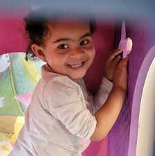 Does anyone know what stores still use these type of security tags or does  anyone have any DIY tips to try to remove it myself without damaging the  socks 🤔