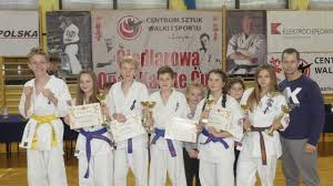 There are many different styles of karate that are known in the philippines however. Szesc Medali Dla Niepolomickiego Klubu Kyokushin Karate Dziennik Polski