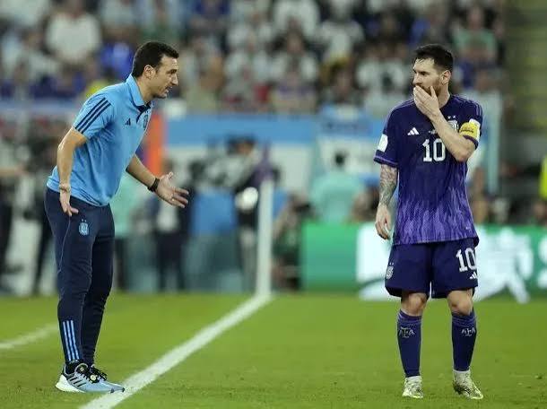 Scaloni tiene a Messi pero también sabe cambiar a tiempo : Economis