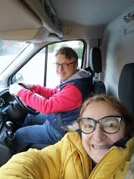 Hi! In Southampton, how close can we be dropped off with our luggage? We  have LOADS of bags, and are wondering how close we can get. 😊