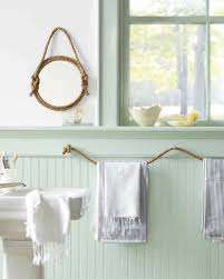 A beautiful set of bath towel hangers embroidery designs, all done in the hoop, easy to follow instructions included. 10 Diy Towel Holders For A Budget Bathroom Makeover