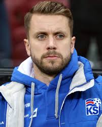 Kári Árnason » Bilanz unter Schiedsrichter David McKeon