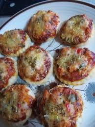 Pizza Base Recipe By Naseema Khan Zulfis Recipe Recipes Real Food Recipes Base Foods