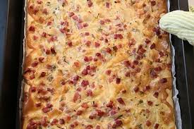 Pfalzer Zwiebelkuchen Mit Blatterteig Von Kaffeeluder Chefkoch In 2020 Rezept Zwiebelkuchen Zwiebelkuchen Pizza Snacks
