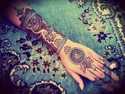 Henna tattoos are composed of various shapes and colors. 60 Stunning Henna Tattoos And Designs Too Incredible To Describe