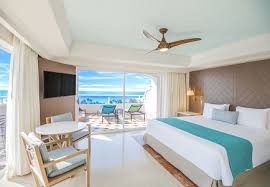 Le panama jack resorts cancun met tout en œuvre pour rendre votre séjour aussi agréable et relaxant que possible. Cancun Family Suites Hotels In Cancun With Swim Up Rooms Panama Jack Resorts
