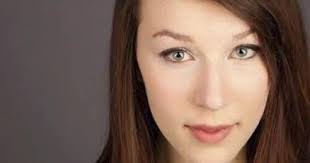 Leonor Morrow's Instagram, Twitter & Facebook