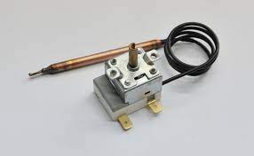 ثرموستات المكيف تحتوي على حساس للحرارة بحيث يتمكن من قراءة درجة حرارة الغرفة التي يتواجد بها المكيف electronic products jumper cables dvi