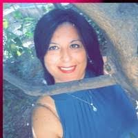 Anna Cascio's Instagram, Twitter & Facebook