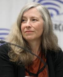 Amy Windley's Instagram, Twitter & Facebook