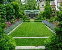 Excellent Use Of Lavender In This European Garden Design Green And Lush Amazing What Rain C With Images Urban Garden Formal Garden Design Grasses Landscaping