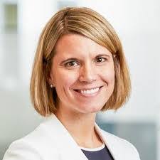 Lindsey Downing's Instagram, Twitter & Facebook